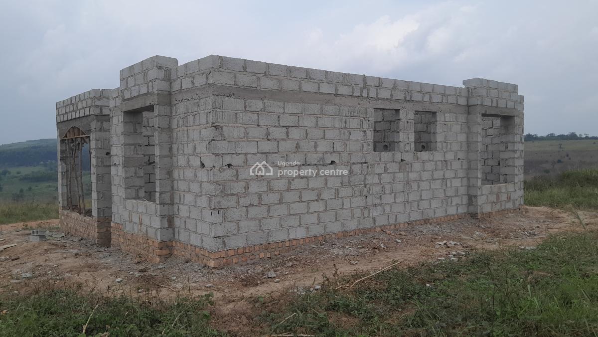 3 Uncompleted Bedroom Modern House with Kitchen Inside, Nkanja, Kakiri Town, Wakiso, Central Region, Semi-detached Bungalow for Sale