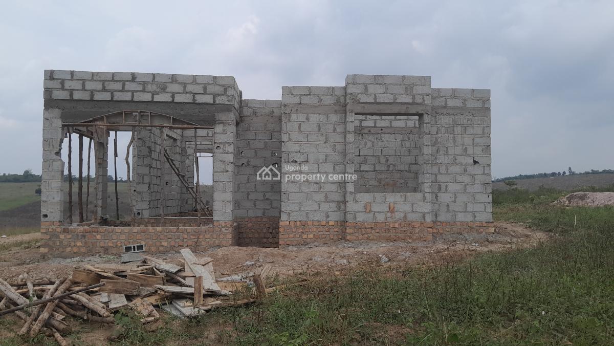 3 Uncompleted Bedroom Modern House with Kitchen Inside, Nkanja, Kakiri Town, Wakiso, Central Region, Semi-detached Bungalow for Sale