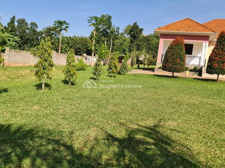 5 Bedrooms Bungalow at Gayaza, Gayaza, Wakiso, Central Region, House for Sale