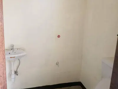Shops Office Storage Spaces — Kazinga Bweyogerere, Kira Town, Wakiso, Central Region