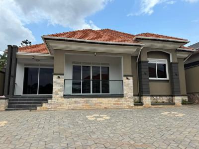 Beautiful 4 Bedroom House in Kira Town Along Mamerito Road, Kira Town Mamerito Road, Kira Town, Wakiso, Central Region, Terraced Bungalow for Sale