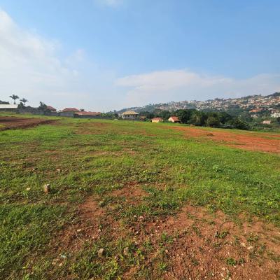 Residential Plots in Bwebajja Off Entebbe Road, Bwebajja, Wakiso, Central Region, Residential Land for Sale