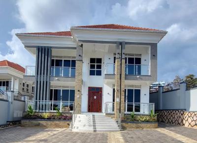 Luxury 6 Bedroom House in Munyonyo, Munyonyo, Kampala, Central Region, Terraced Duplex for Sale