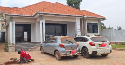 4 Bedroom House in Kira Nsasa, Kira Nsasa, Kira Town, Wakiso, Central Region, Terraced Bungalow for Sale