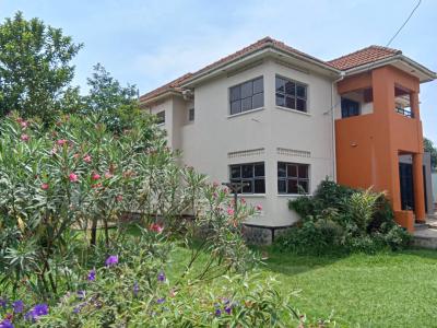 5 Bedroom House in Kira Nakwero, Kira-nakwero Canani Estate, Kira Town, Wakiso, Central Region, Terraced Duplex for Sale