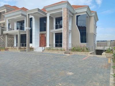 Luxury 6 Bedroom House in Najjera Kira Road, Najjera, Kira Road, Kira Town, Wakiso, Central Region, Terraced Duplex for Sale