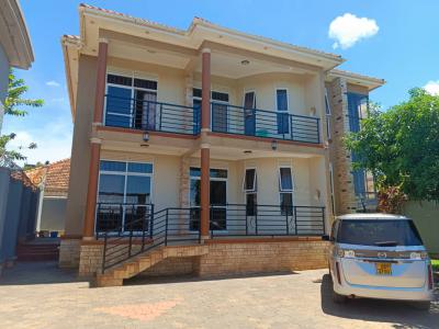 Lakeview 4 Bedroom House in Muyenga Bukasa, Muyenga Bukasa, Wakiso, Central Region, Terraced Duplex for Sale