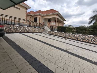 Beautiful 4 Bedroom House in Kira, Kira, Kira Town, Wakiso, Central Region, Terraced Bungalow for Sale