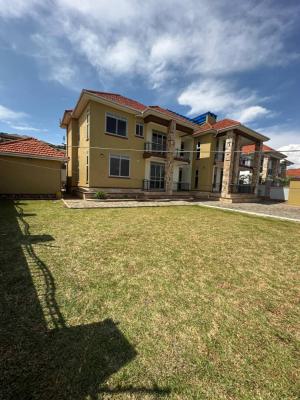 Lakeview 5 Bedroom House in Kigo, Munyonyo, Kigo, Munyonyo, Wakiso, Central Region, Terraced Duplex for Sale