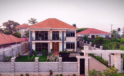 5 Bedroom House in Nabusugwe, Nabusugwe Estate, Mukono, Central Region, Terraced Duplex for Sale