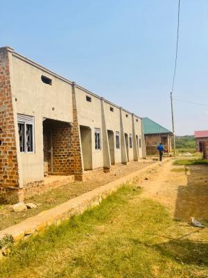 5 Single Bedroom Units, Wakiso, Central Region, Terraced Bungalow for Sale