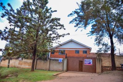 Spacious 6-Bedroom Unfurnished House for Rent in Mbuya -- Secure & High